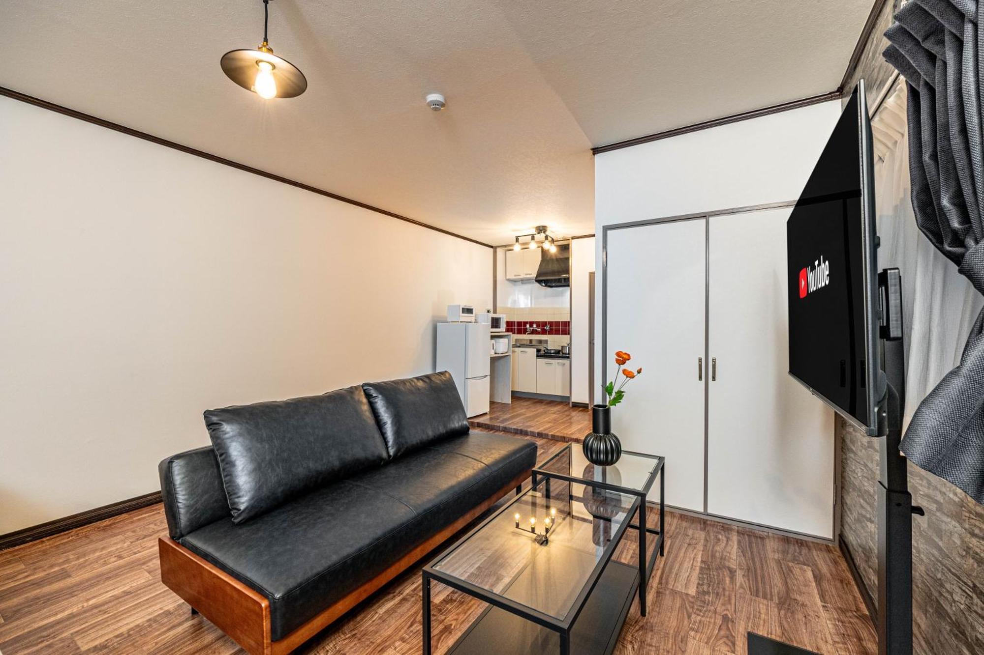 アリタクローバーハイツ103 Apartemen